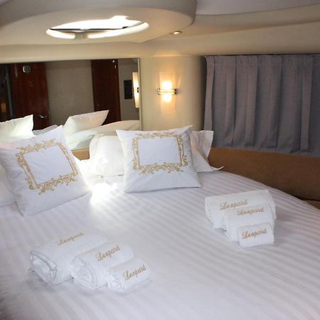 Porto Private Yacht- Accommodation Douro River מראה חיצוני תמונה